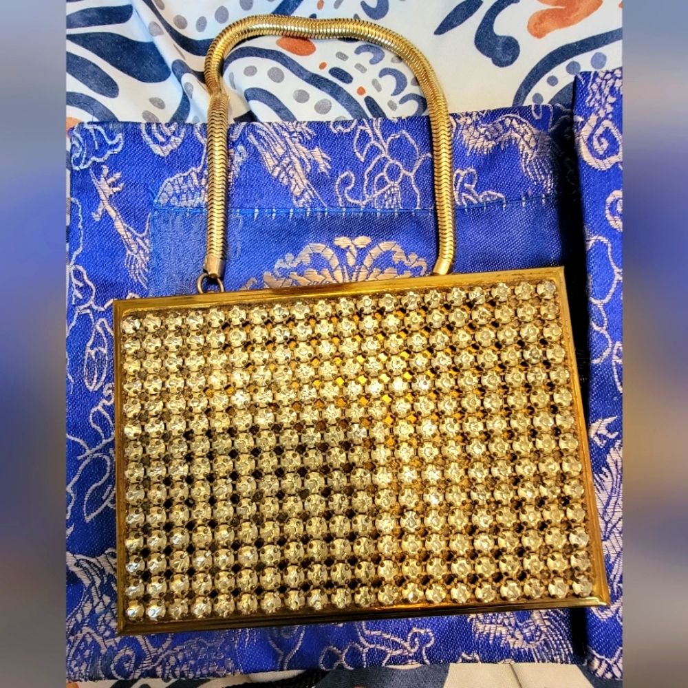 Marhill Cosmetics purse